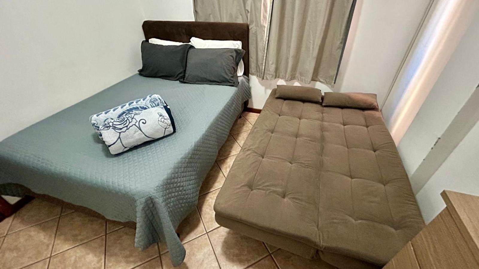 Bombas/ Bombinhas, A 50M Do Mar, Apartamento 2 Quartos, Com Churrasqueira Na Sacada, Ar E Wi-Fi Bagian luar foto